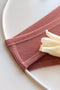 detail na boční šev a ploché švy pohodlných nemenstruačních růžových kalhotek bikini briefs růžové latte